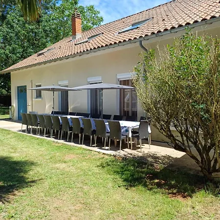 Holiday home Le Bois De Luche *